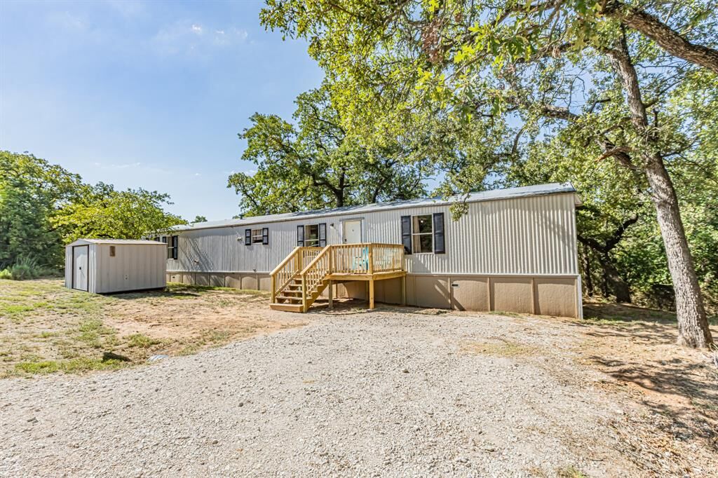 Property Photo:  4 Arroyo Court  TX 76255 