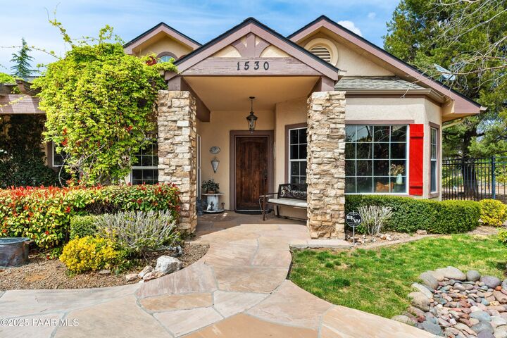 Property Photo: 1530 W Ridge Drive AZ 86305