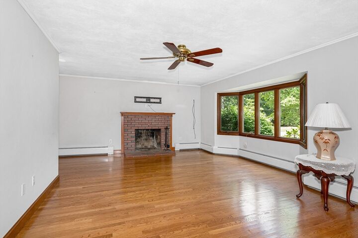 Property Photo:  8 Oxford Road  MA 01862 