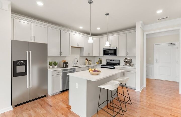 Property Photo:  2 Stratton Drive 108  MA 01801 