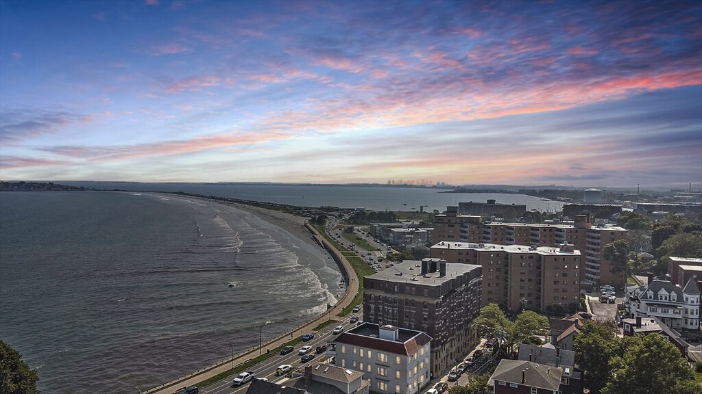 Property Photo: 285 Lynn Shore Dr 508 MA 01902