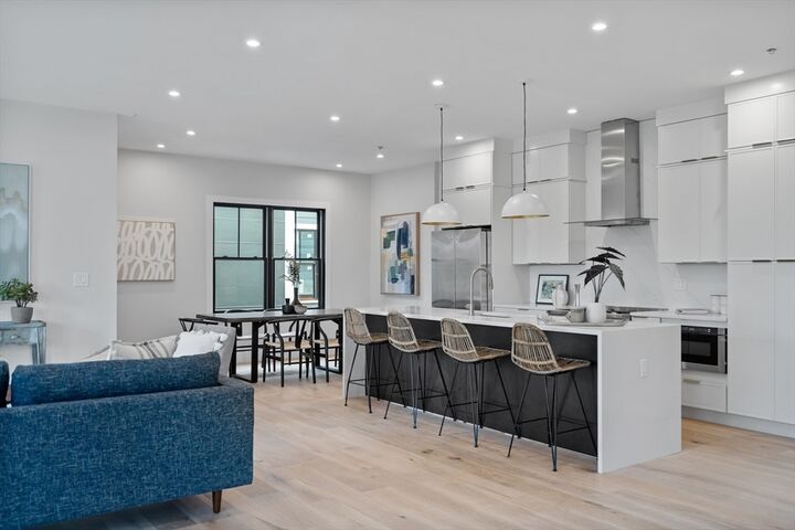 Property Photo:  1 Marion Street 5  MA 02141 