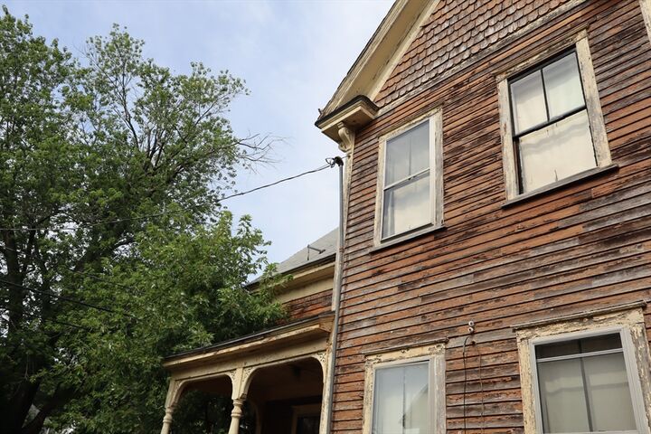 Property Photo:  45 Dunfey St  MA 01854 