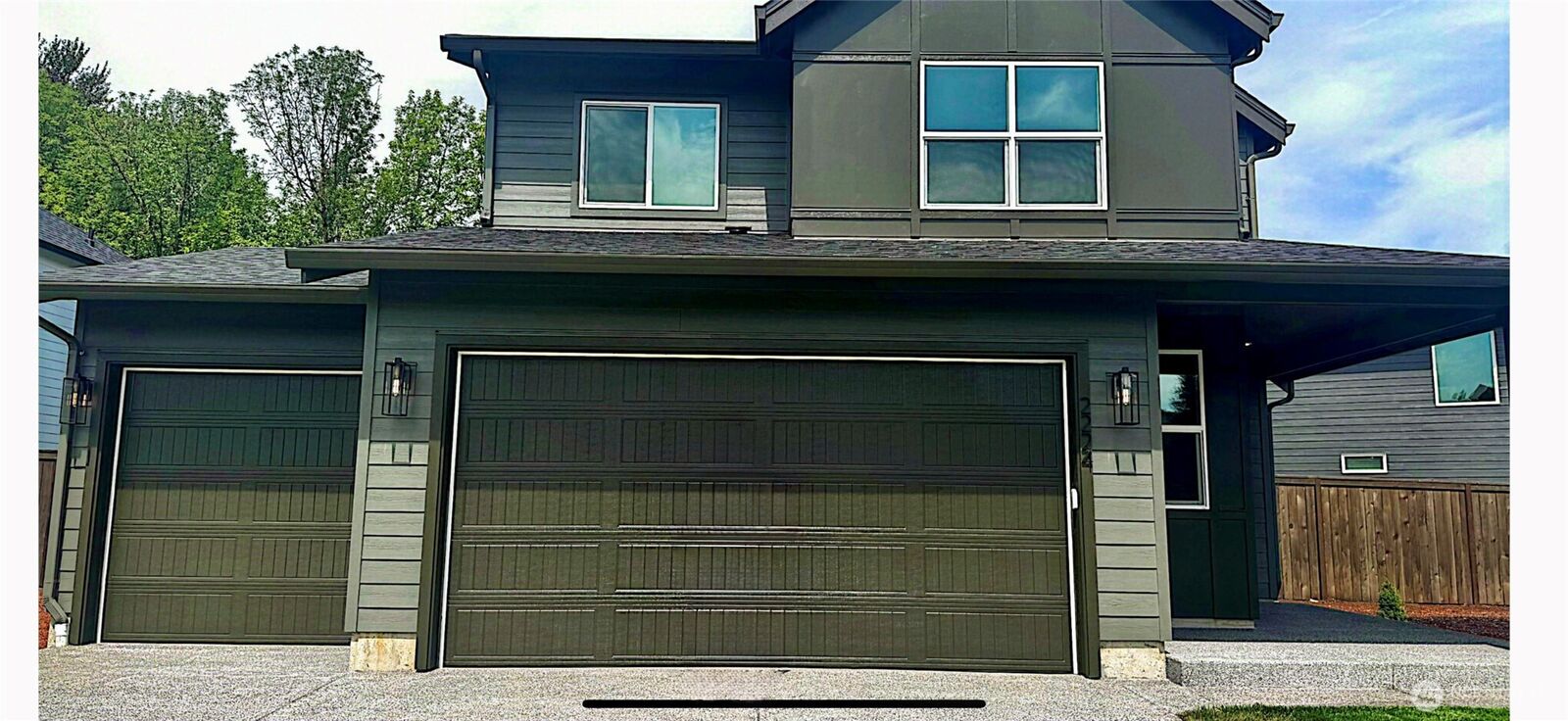 Property Photo: 2224 Ash WA 98674