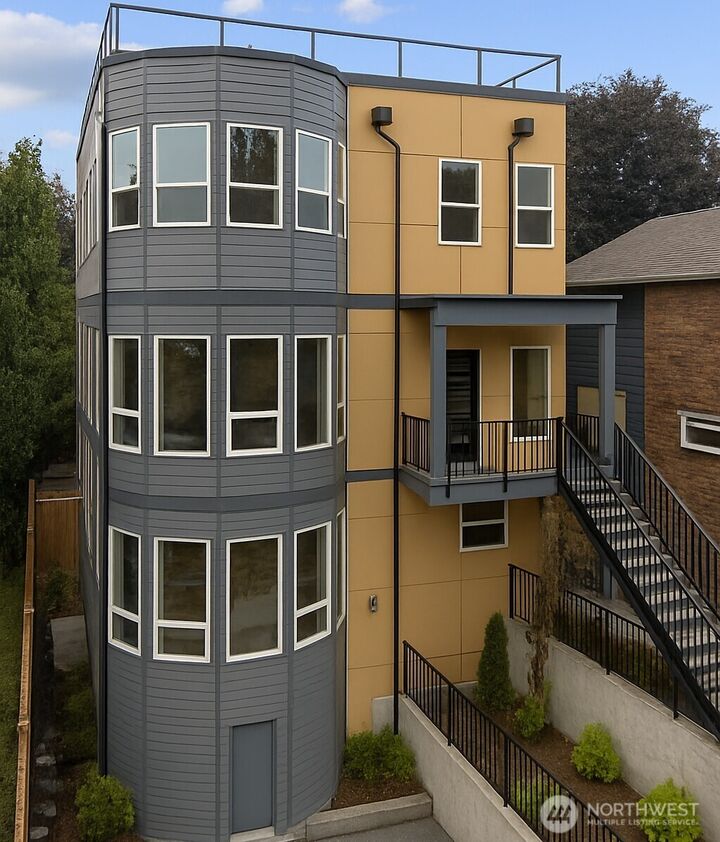4019  4th Avenue NE  Seattle WA 98105 photo