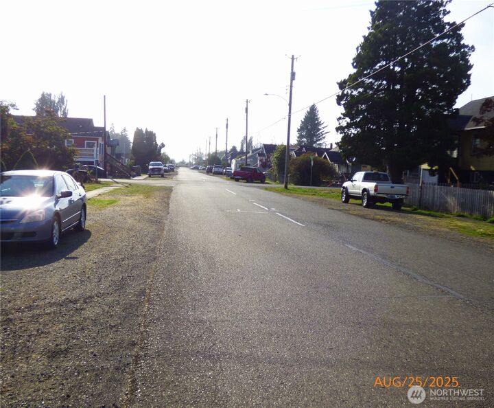 Property Photo:  921 W Perry Street  WA 98520 