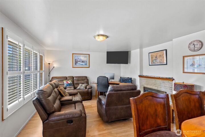 Property Photo: 7917 10th Avenue SW WA 98106