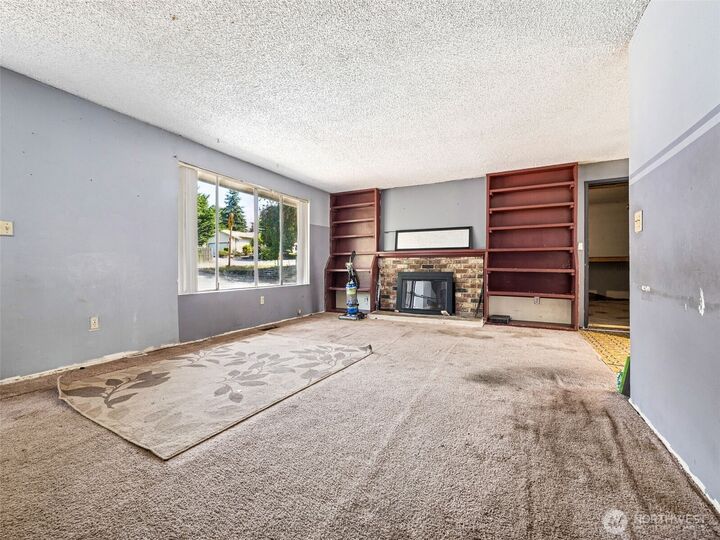Property Photo:  25105  12th Avenue S  WA 98198 