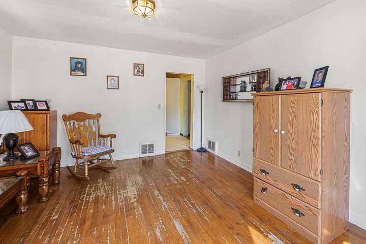 Property Photo: 356 W 9th Avenue WI 54902