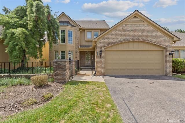 Property Photo: 6579 Noble Road MI 48322