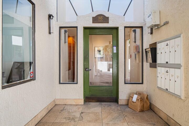 Property Photo: 165 Forest Avenue 2A CA 94301
