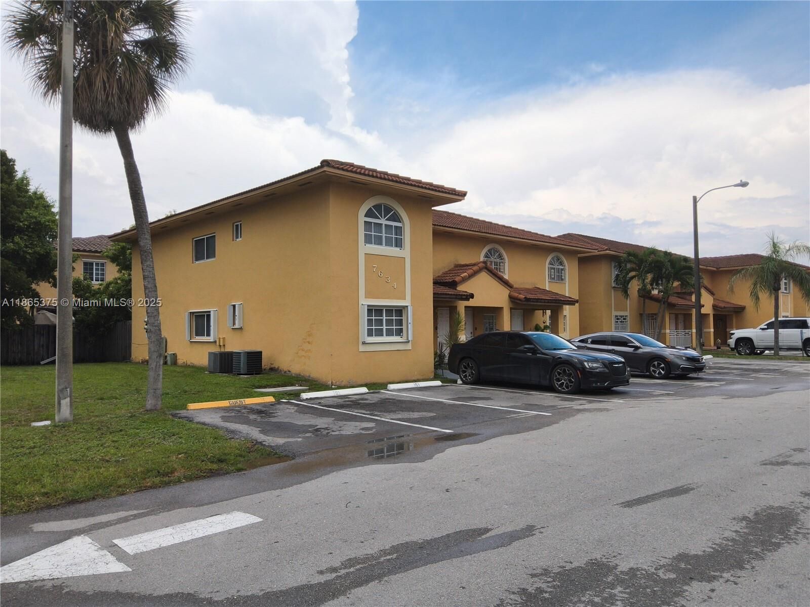 Property Photo: