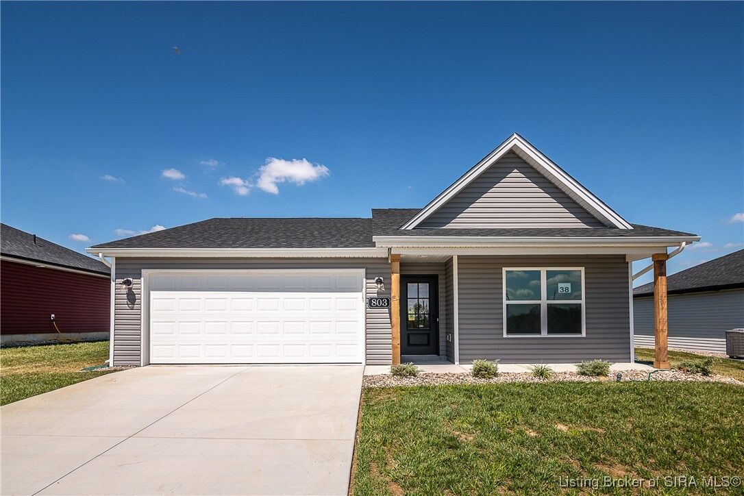 Property Photo: 803 Wolf Run Park Boulevard IN 47130