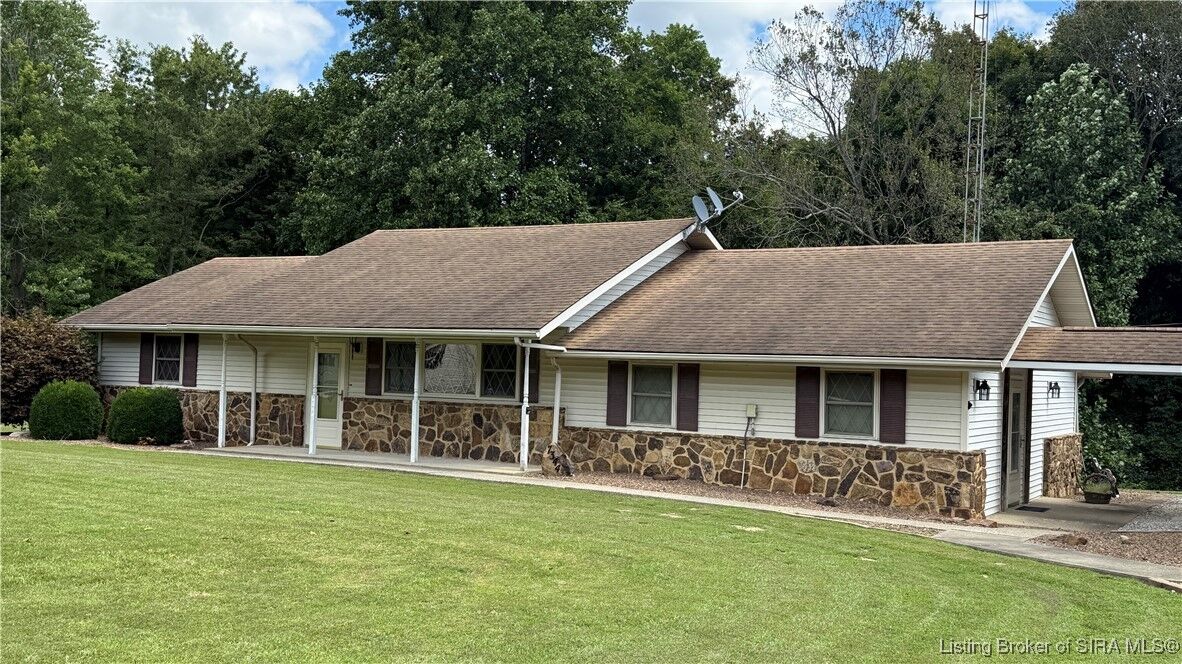 Property Photo:  7344 S Meadows Lane  IN 47432 