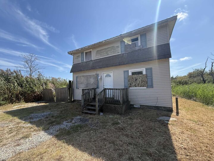 Property Photo:  211 Oakland Ave Ave  NJ 08232 