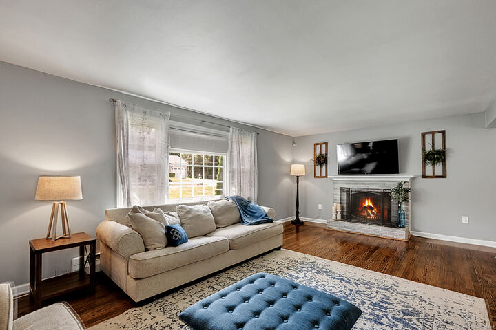Property Photo:  50 Kim Lane  CT 06450 