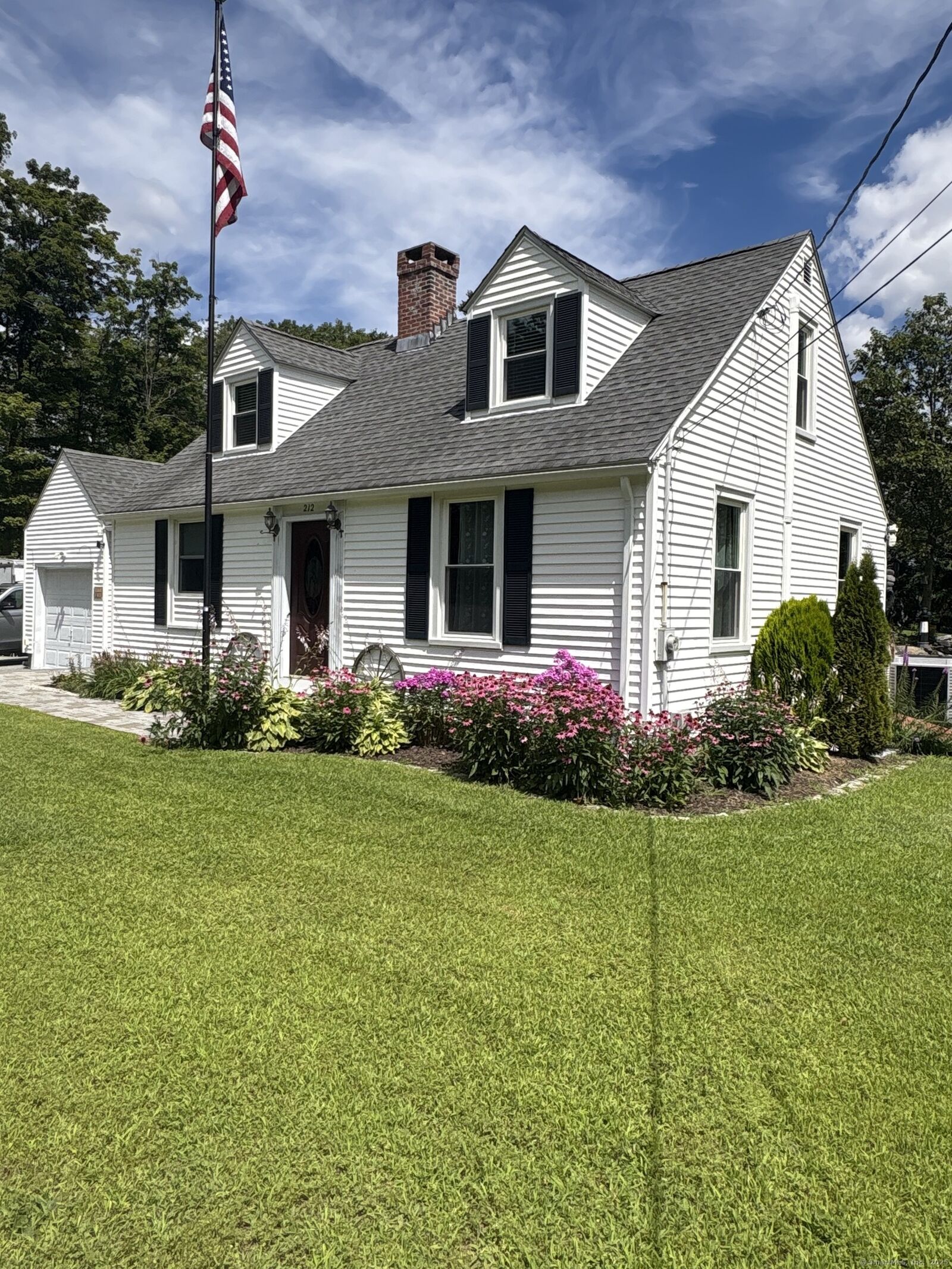 Property Photo: 212 Spencer Hill Road CT 06098