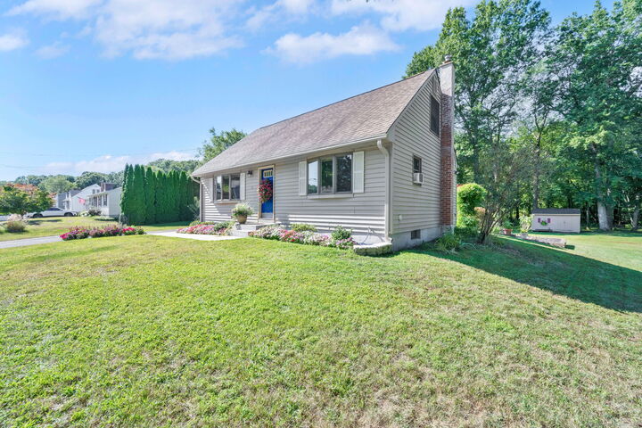 Property Photo: 15 Bess Road CT 06082