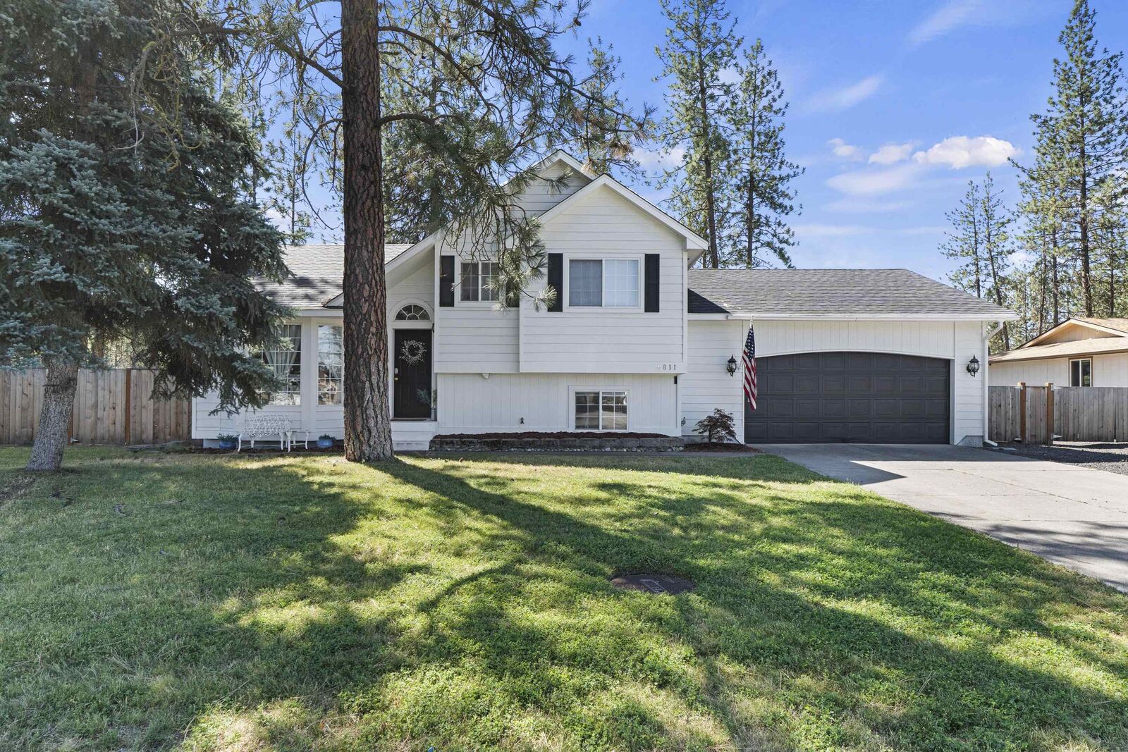 Property Photo: 6811 W Johannsen Ave WA 99026