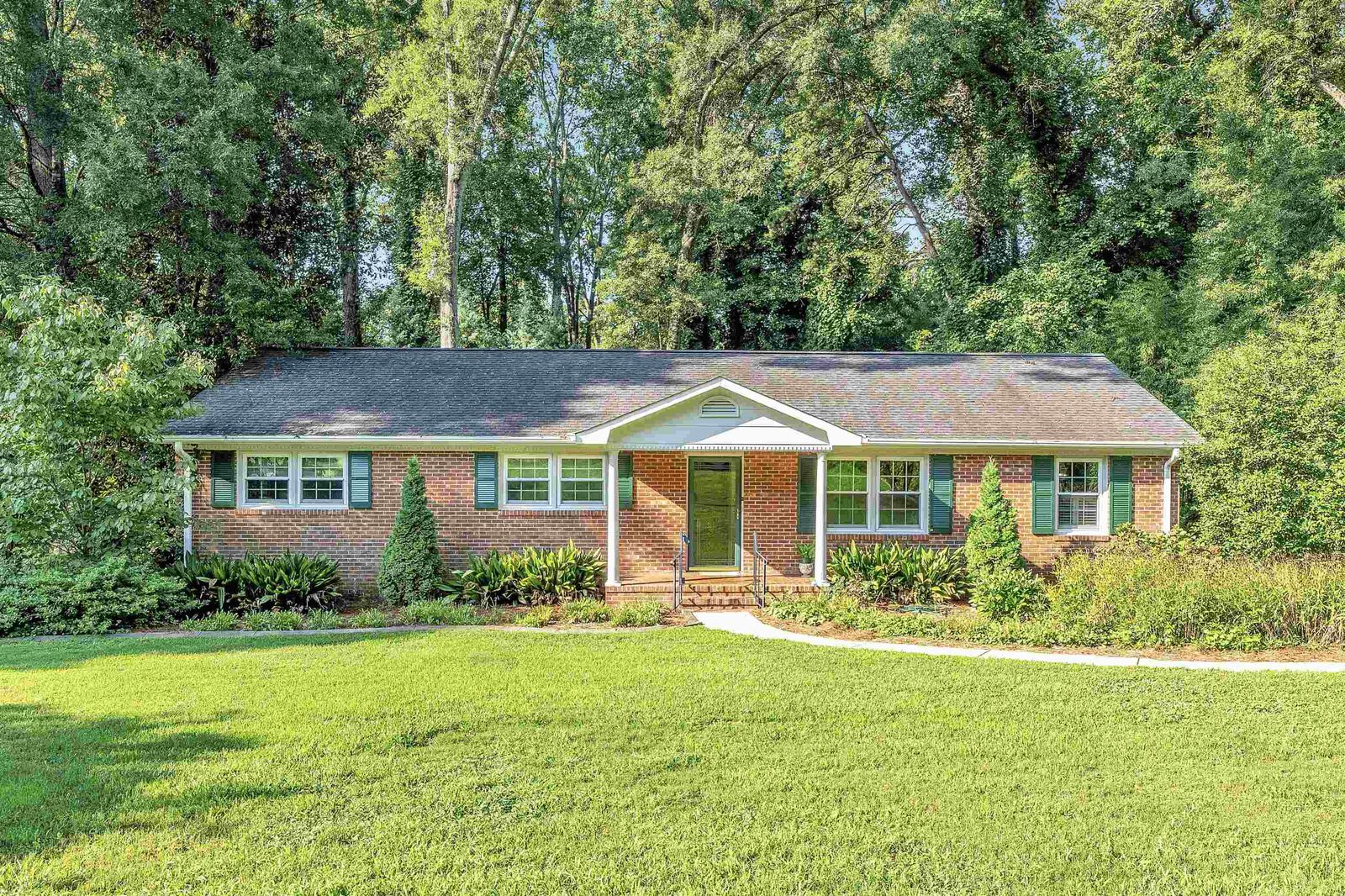 Property Photo: 150 Shelton Drive SC 29307
