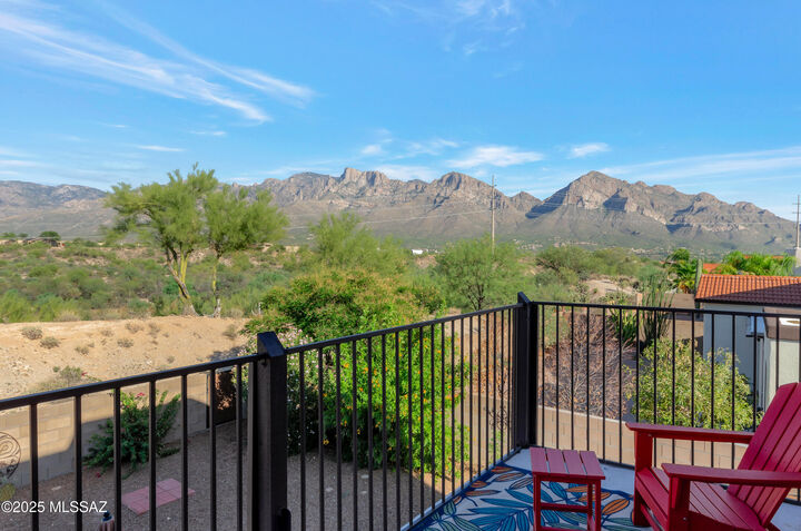 Property Photo:  11384 N Sawtooth Road  AZ 85737 