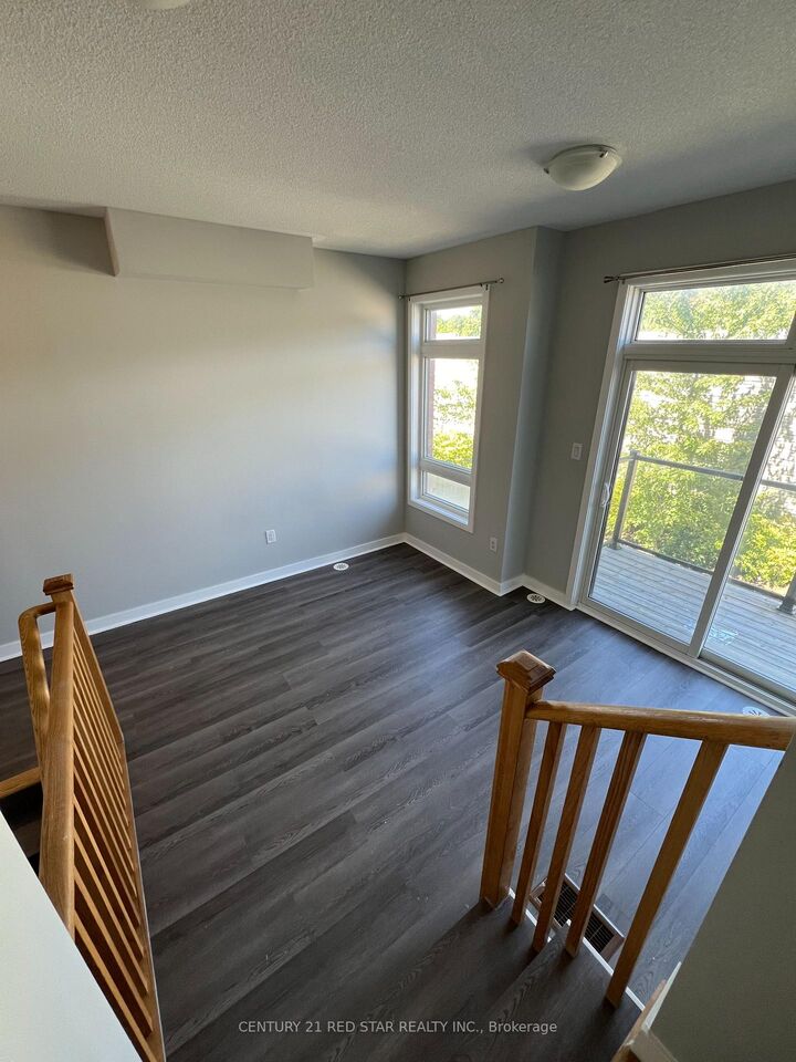 Photo de la propriété: 218 Dalhousie Street ON L4L 0L8