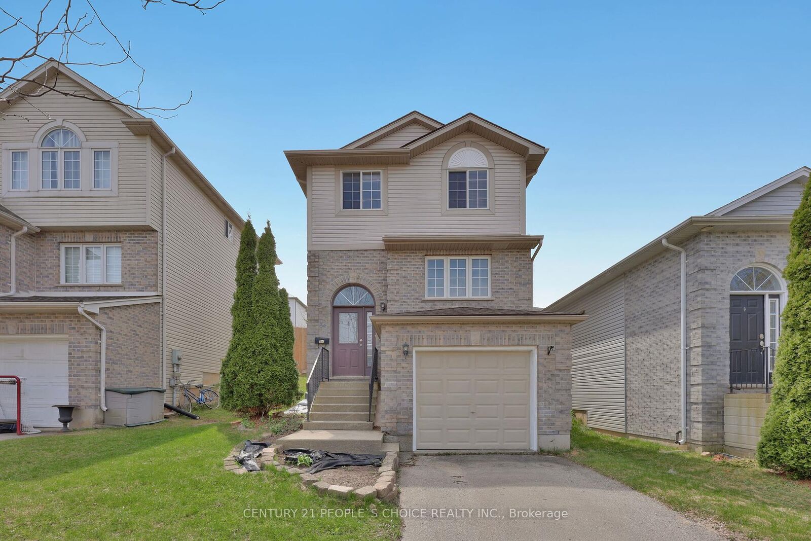 Property Photo: 34 Phair Crescent ON N5Z 5B5