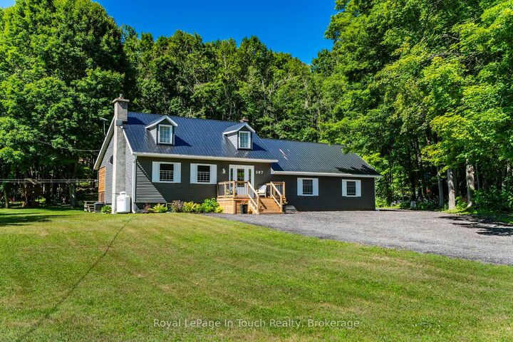 507 Lafontaine Road E  Tiny ON L9M 2H7 photo