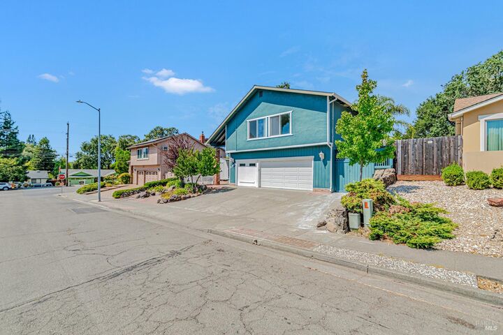 Property Photo:  5209 San Luis Avenue  CA 95409 