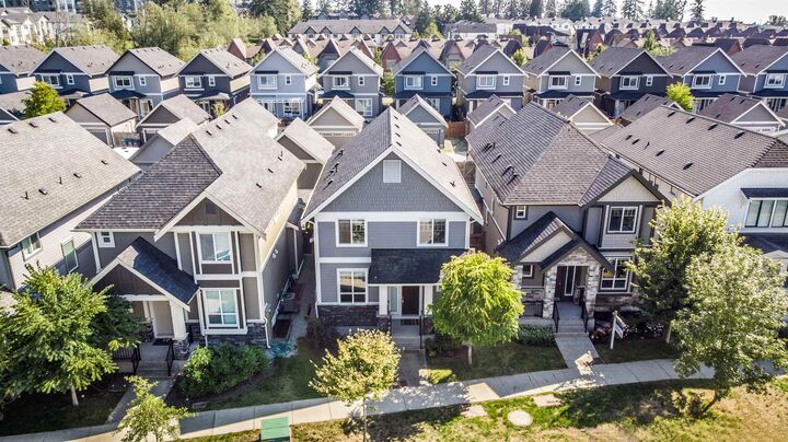 Property Photo: 16510 25A Avenue BC V3Z 0S2