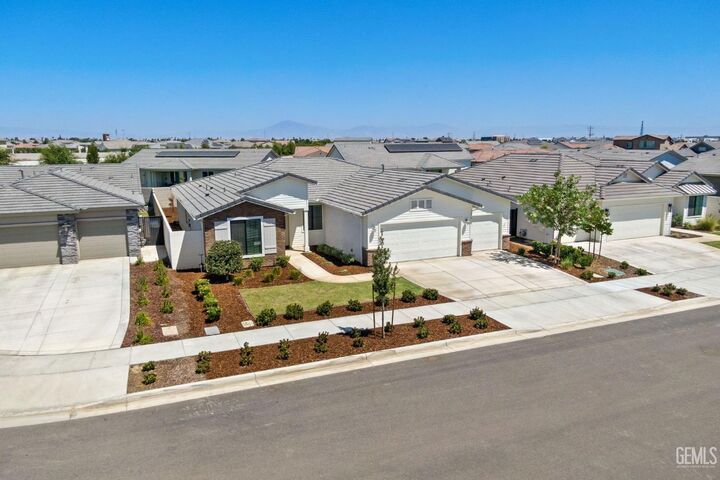 Property Photo: 3816 Ames Lane CA 93311