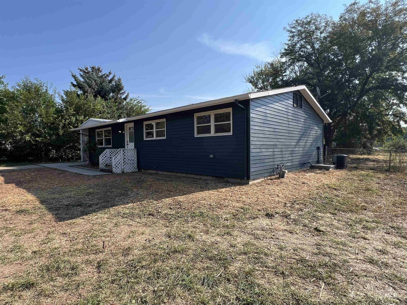 Property Photo: 16534 Star Rd. ID 83687