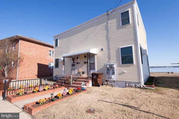 Property Photo: 904 & 906 Oakley Terrace MD 21613