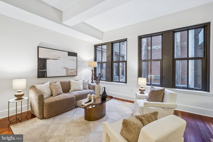 Property Photo: 1500 Chestnut Street 9I PA 19102