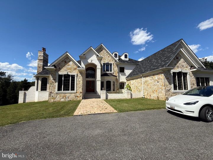 10130 Counselman Road  Potomac MD 20854 photo