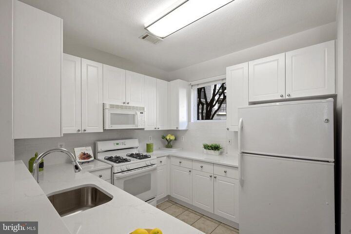 Property Photo: 9490 Virginia Center Boulevard 133 VA 22181
