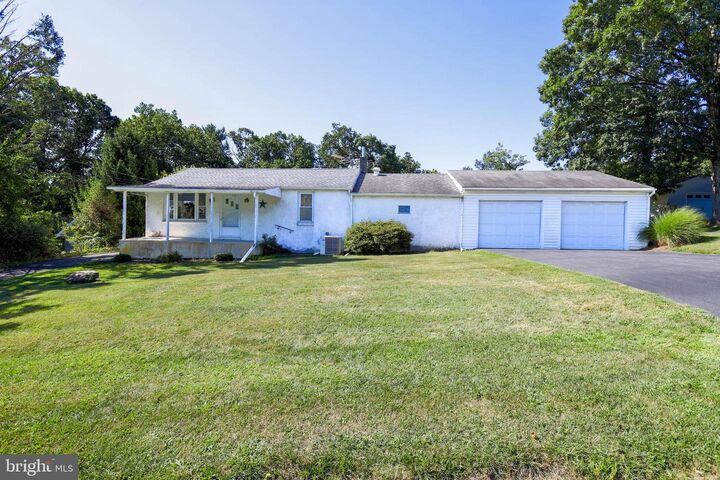 10572 Upper Strasburg  Upperstrasburg PA 17265 photo