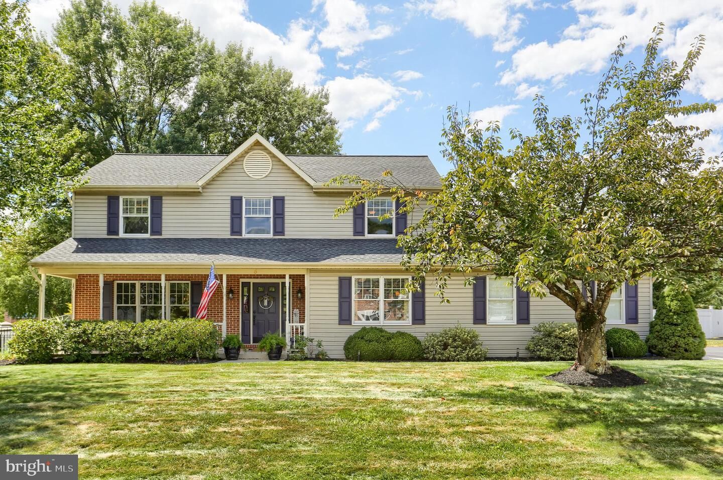 Property Photo: 5 Surrey Lane PA 17050
