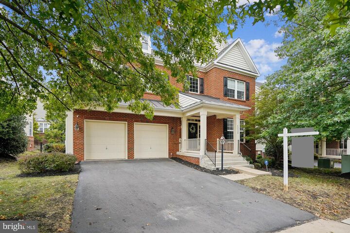 Property Photo: 42628 Emperor Drive VA 20148