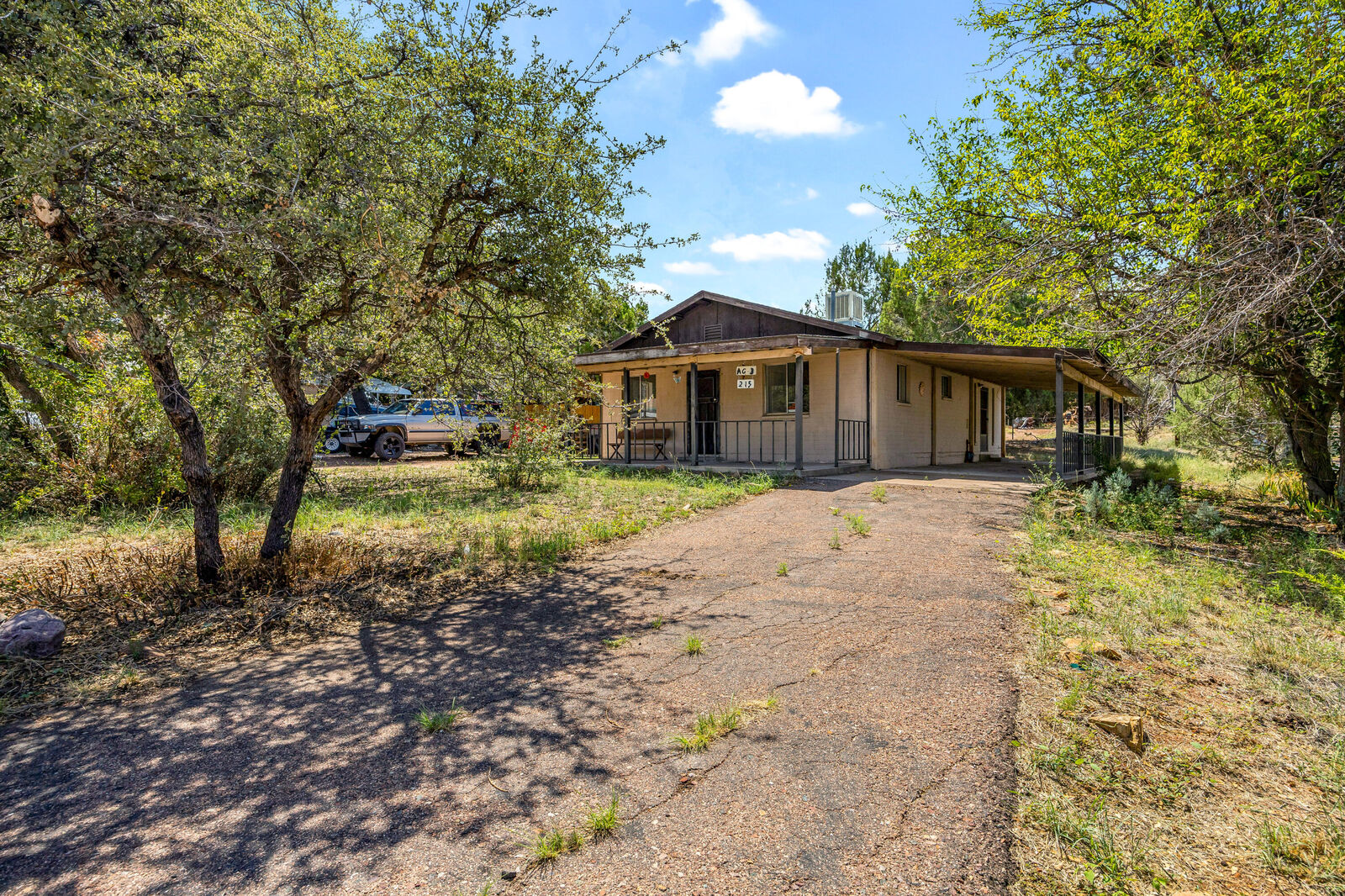 Property Photo: 215 E Phoenix Street AZ 85541