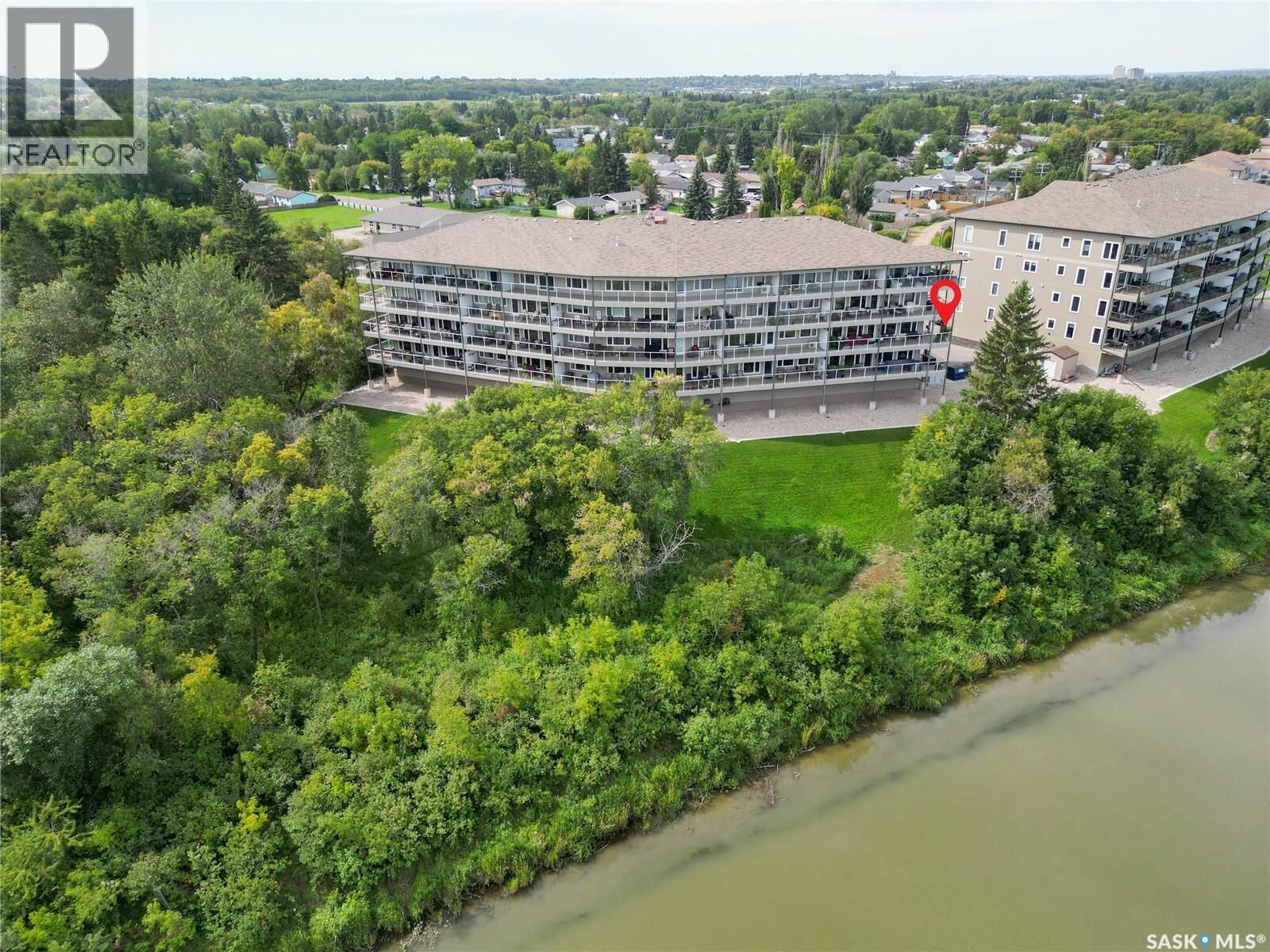 Property Photo:  301 1602 1st Street E  SK S6V 1G7 
