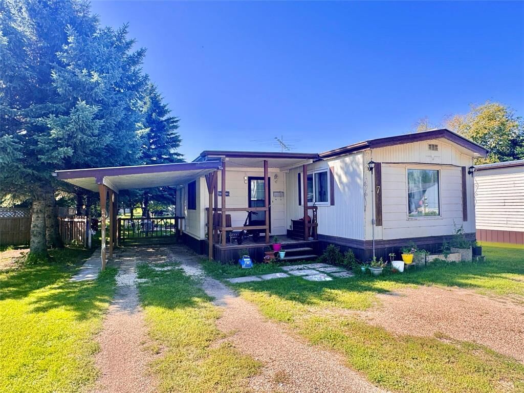 Photo de la propriété:  7 Westpark Place  MB R0J 1H0 