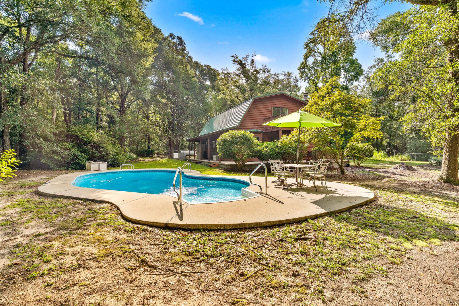 Property Photo:  4923 Griffith Mill Road  FL 32564 