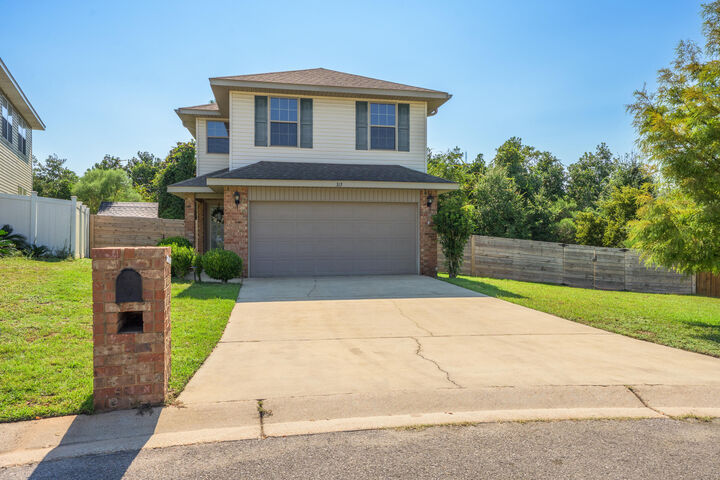 313 Gauntlet Drive  Crestview FL 32539 photo