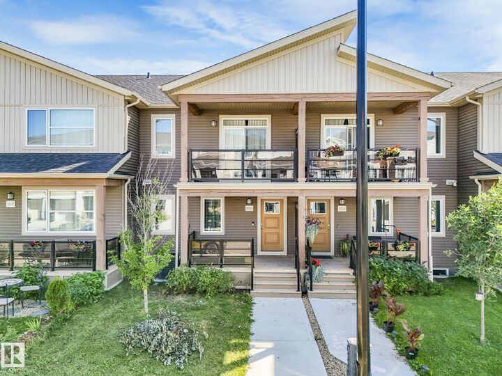 20241 15A Avenue NW  Edmonton AB T6M 1L5 photo
