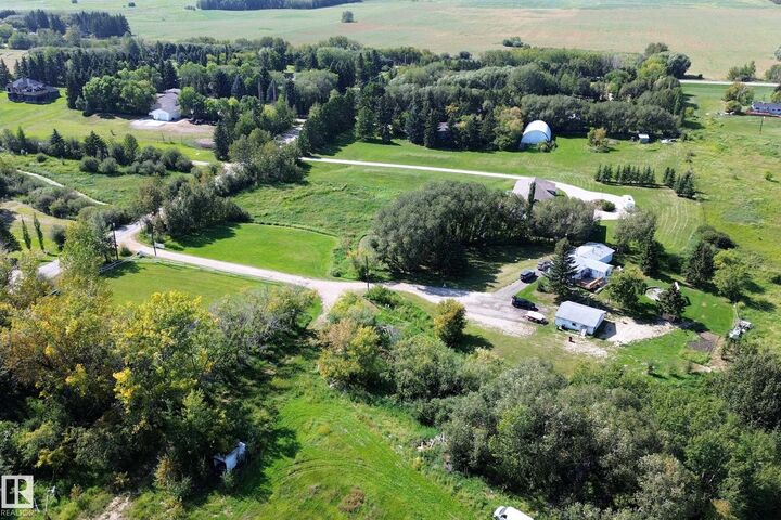 Property Photo: 3054 28 Avenue SW AB T6X 1A5