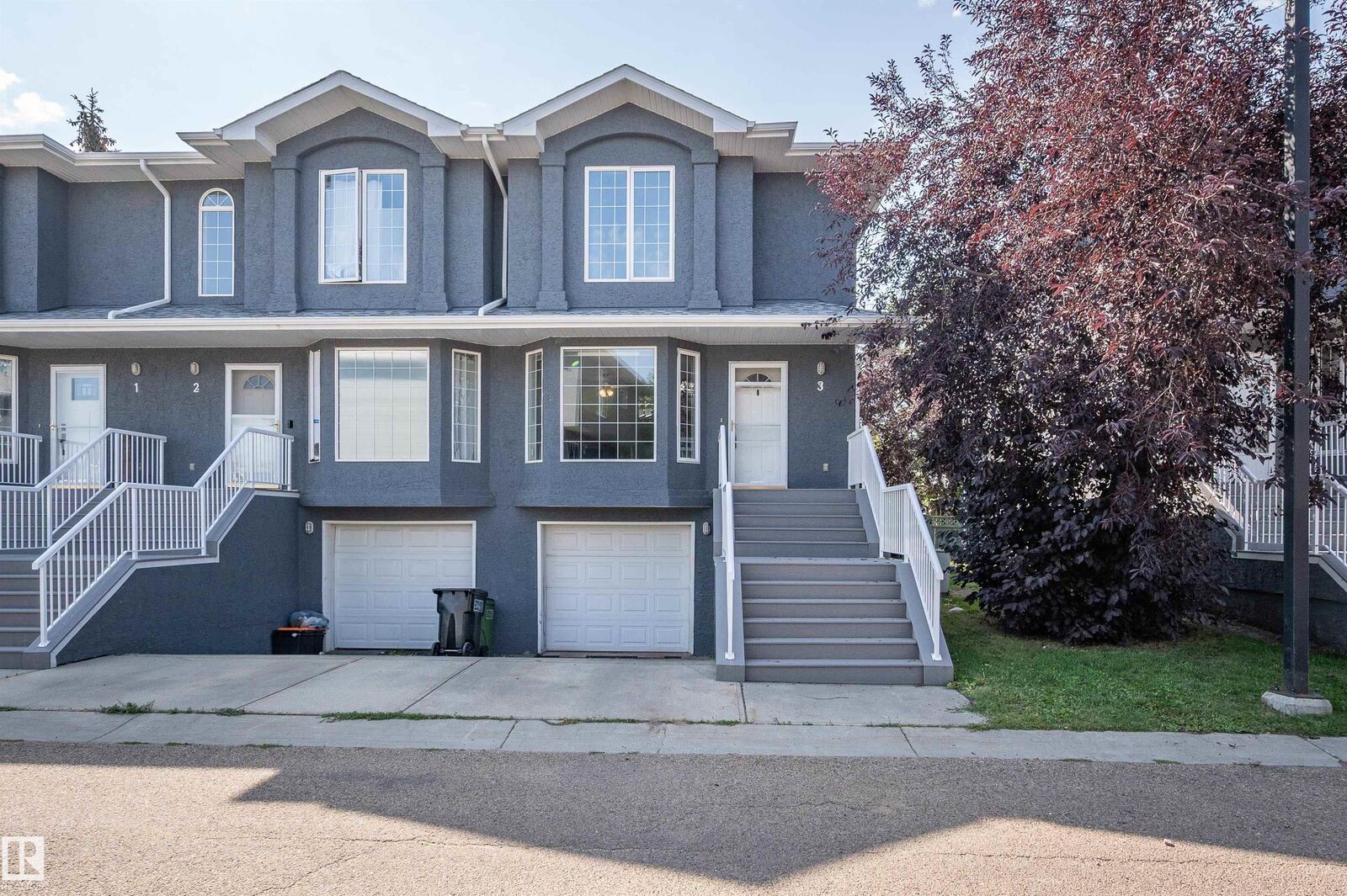 Property Photo: 15128 22 Street NW 3 AB T5Y 2W5