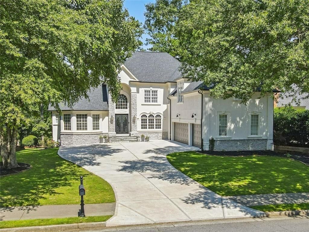 Property Photo: 14710 Creek Club Drive GA 30004