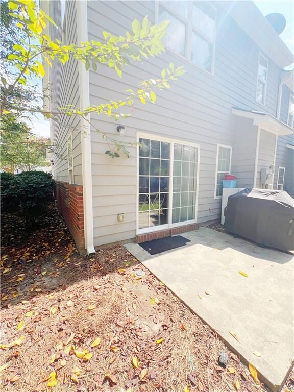 Property Photo:  2106 Waterleaf Drive  GA 30519 