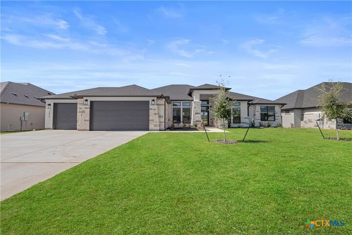 Property Photo:  2046 Gray Fox Drive  TX 76559